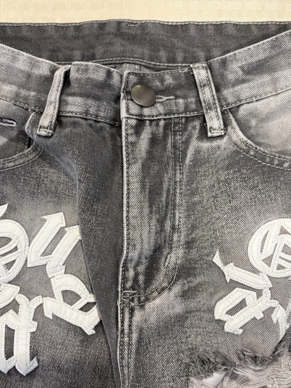 GUAPI Distressed Skinny Jeans Gray Denim Embroidered Logo Streetwear Men's 28 - Picture 4 of 11